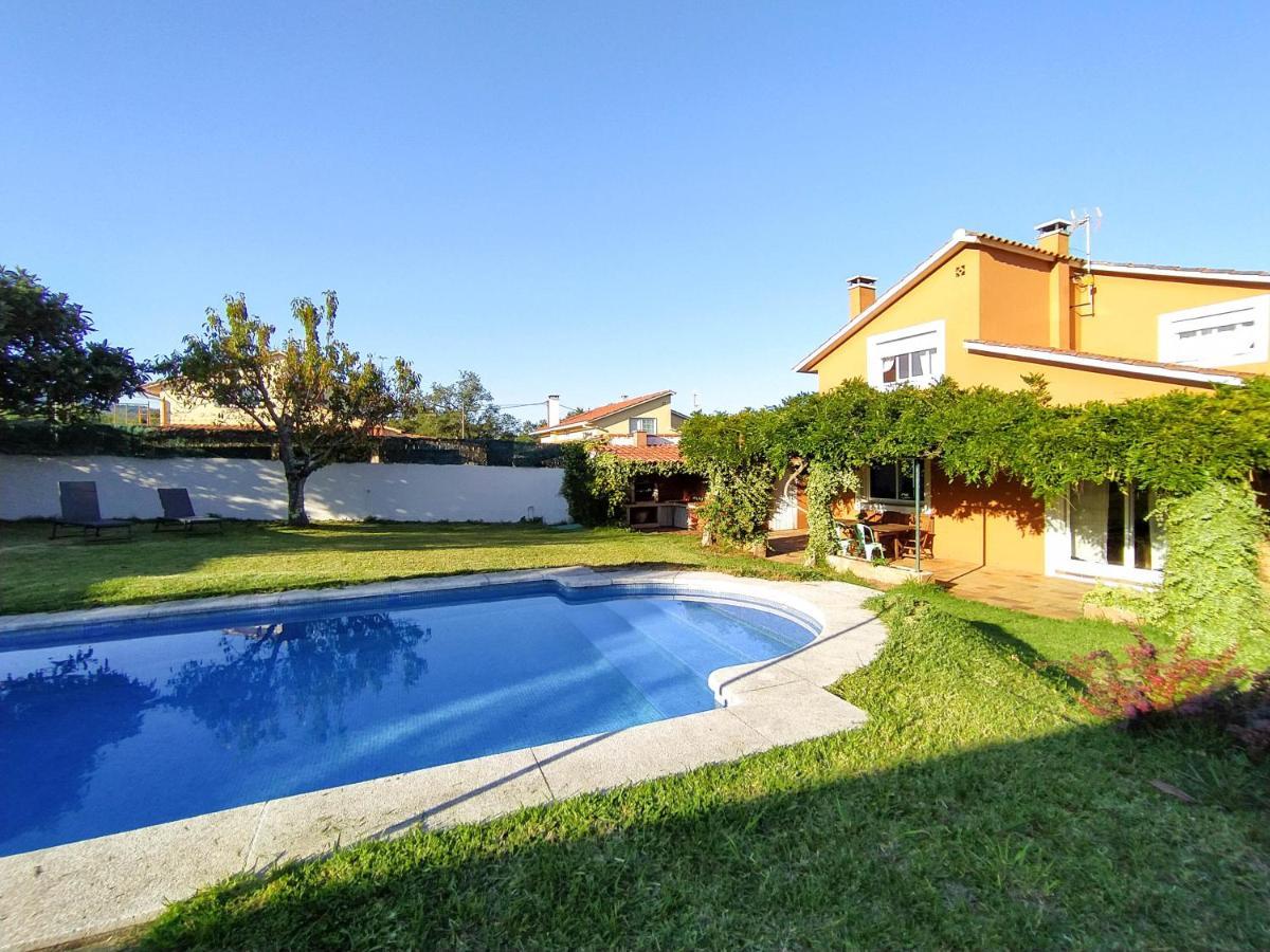 Casa da Glicia, una casa con piscina privada, para disfrutar y relajarse Goyan Bagian luar foto